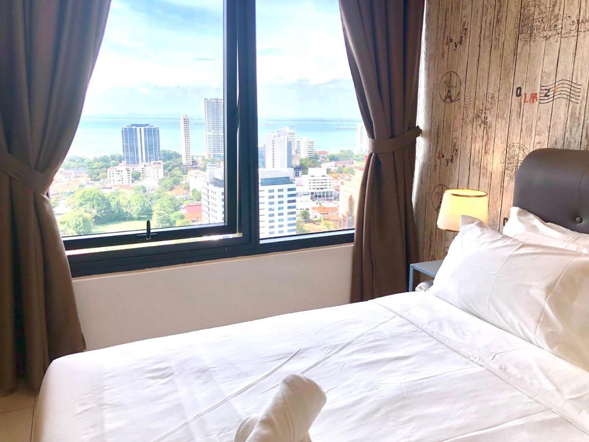 Tropicana 218 Macalister Netflix Unit By Blue Sky Holidays George Town Extérieur photo