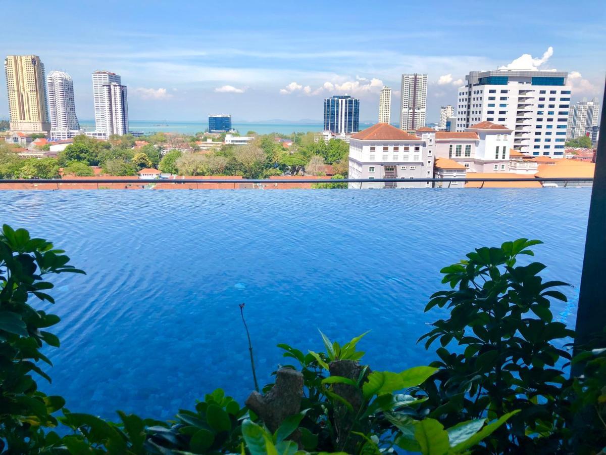 Tropicana 218 Macalister Netflix Unit By Blue Sky Holidays George Town Extérieur photo