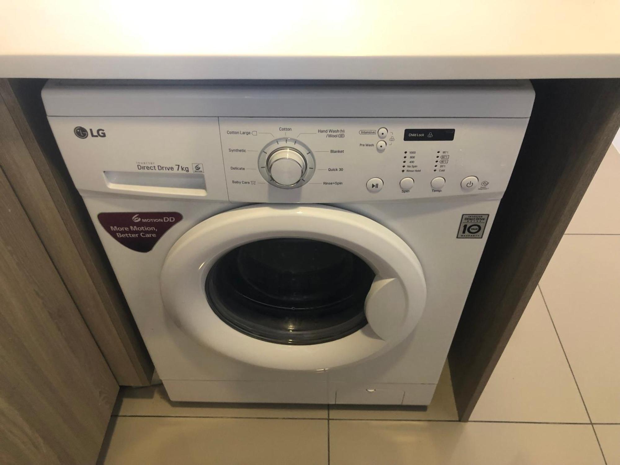 Tropicana 218 Macalister Netflix Unit By Blue Sky Holidays George Town Extérieur photo