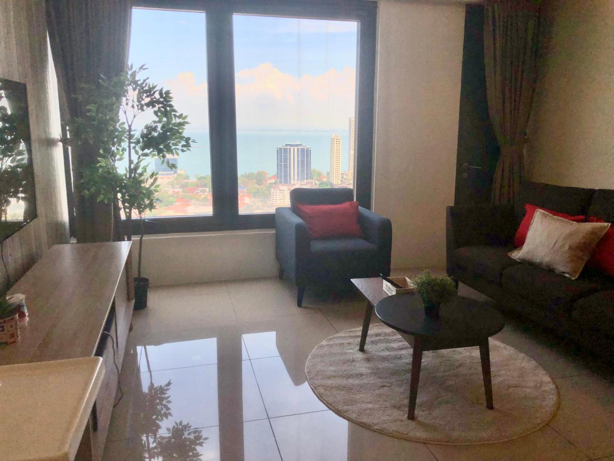 Tropicana 218 Macalister Netflix Unit By Blue Sky Holidays George Town Extérieur photo