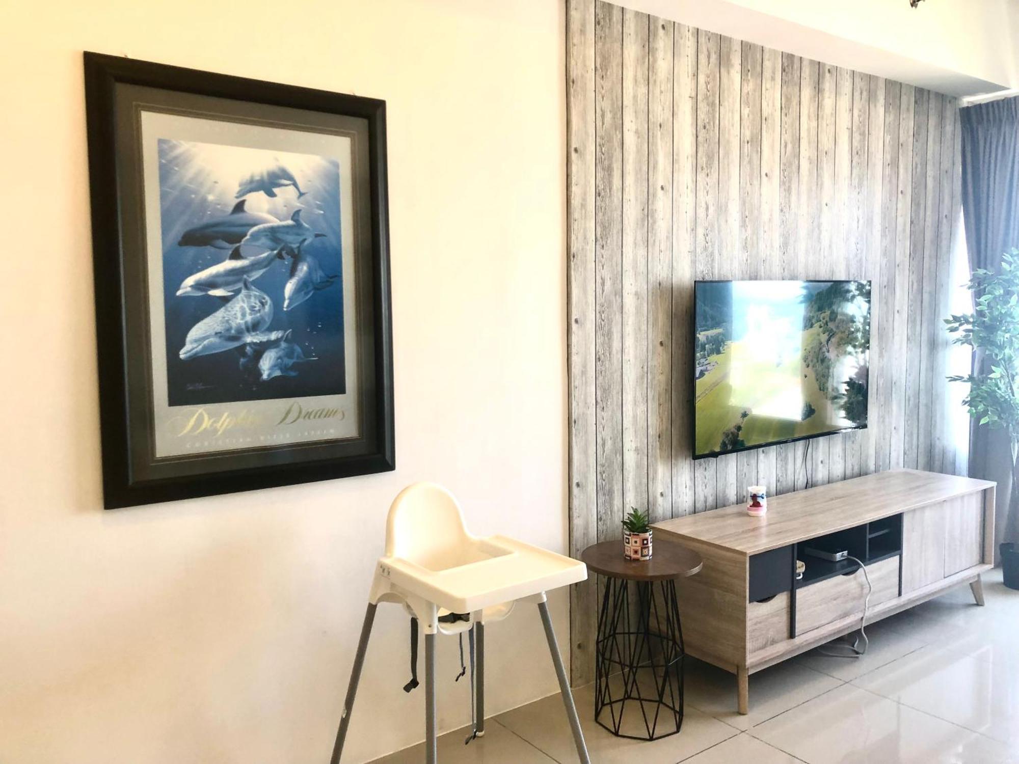 Tropicana 218 Macalister Netflix Unit By Blue Sky Holidays George Town Extérieur photo